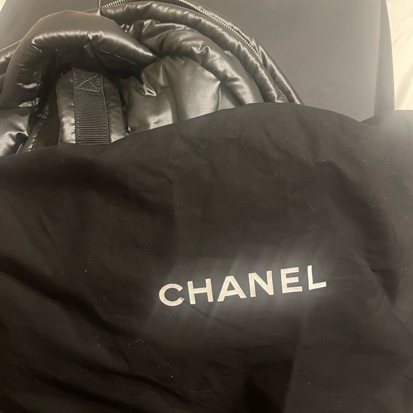 Chanel Black Quilted Backpack - Picture 6 of 9